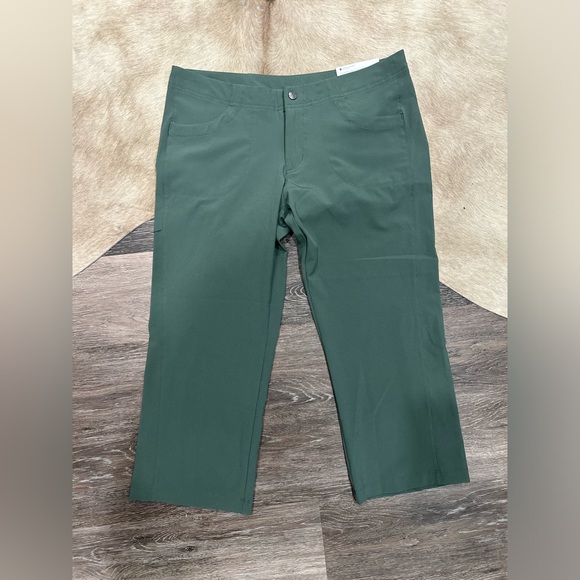 Patagonia Pants - Patagonia All Out Capri Women's Sz 6 Olive Green Hiking Outdoor Stretch NWT